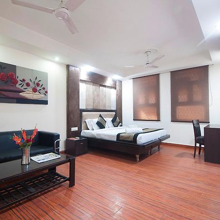 ניו דלהי Hotel Apra Inn מראה חיצוני תמונה