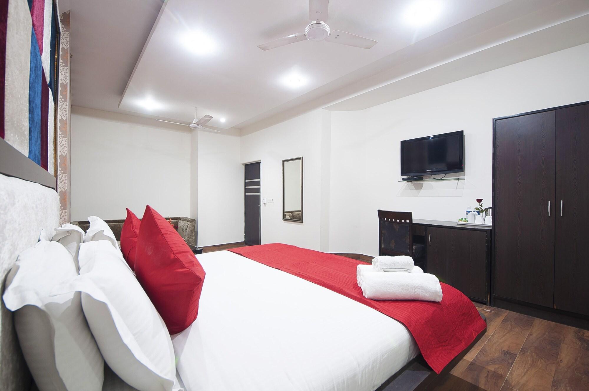 ניו דלהי Hotel Apra Inn מראה חיצוני תמונה