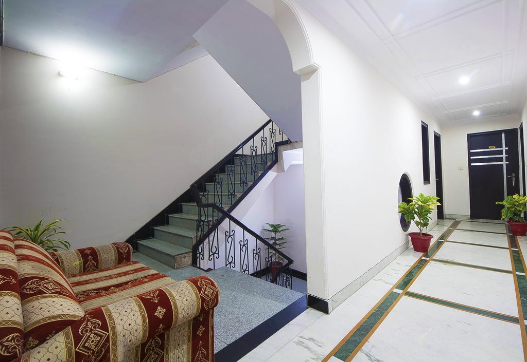 ניו דלהי Hotel Apra Inn מראה חיצוני תמונה