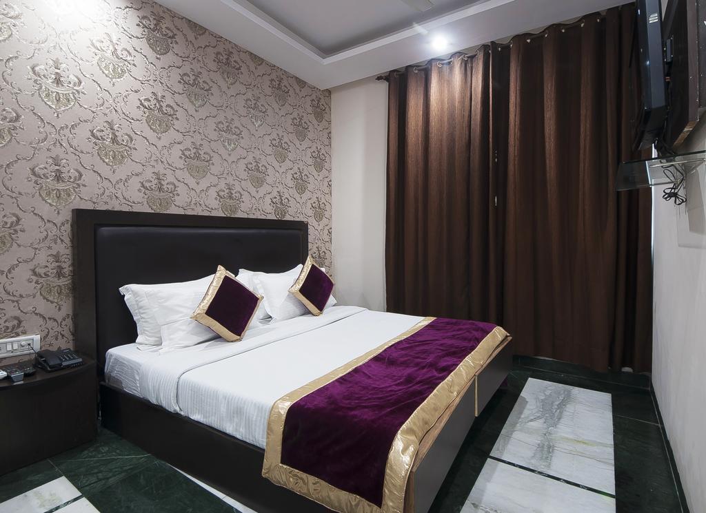 ניו דלהי Hotel Apra Inn מראה חיצוני תמונה